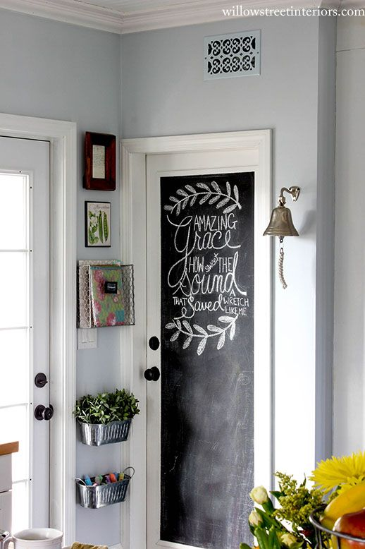 20 Bedroom Door Decorating Ideas That Look Very Cute